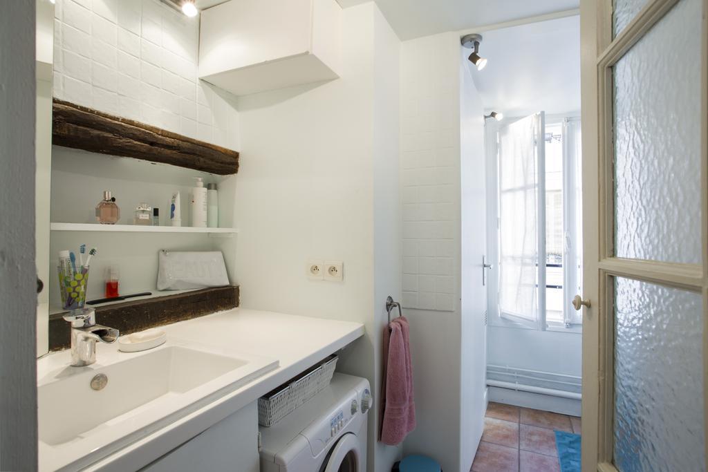 Appartement Mouffetard باريس الغرفة الصورة